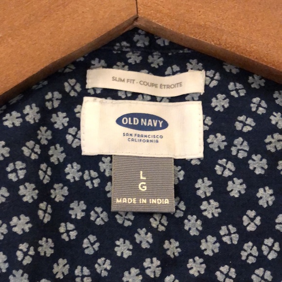 Old Navy Slim Fit Dress Shirt - Picture 4 of 5
